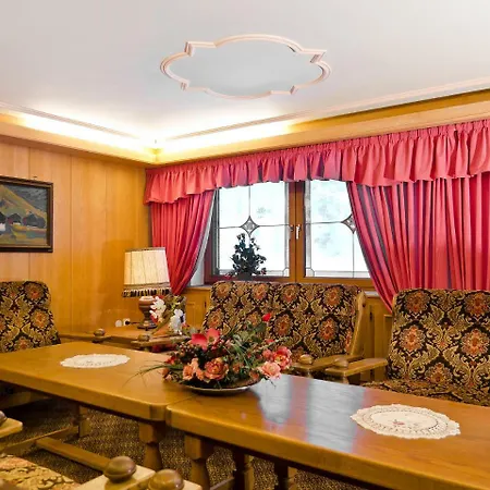 Zangerle.2 Apartment *