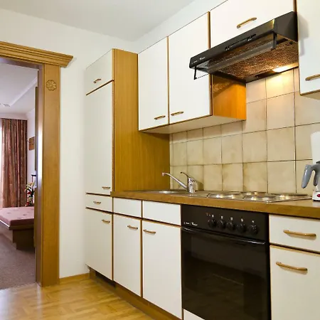 Zangerle.2 Apartment *